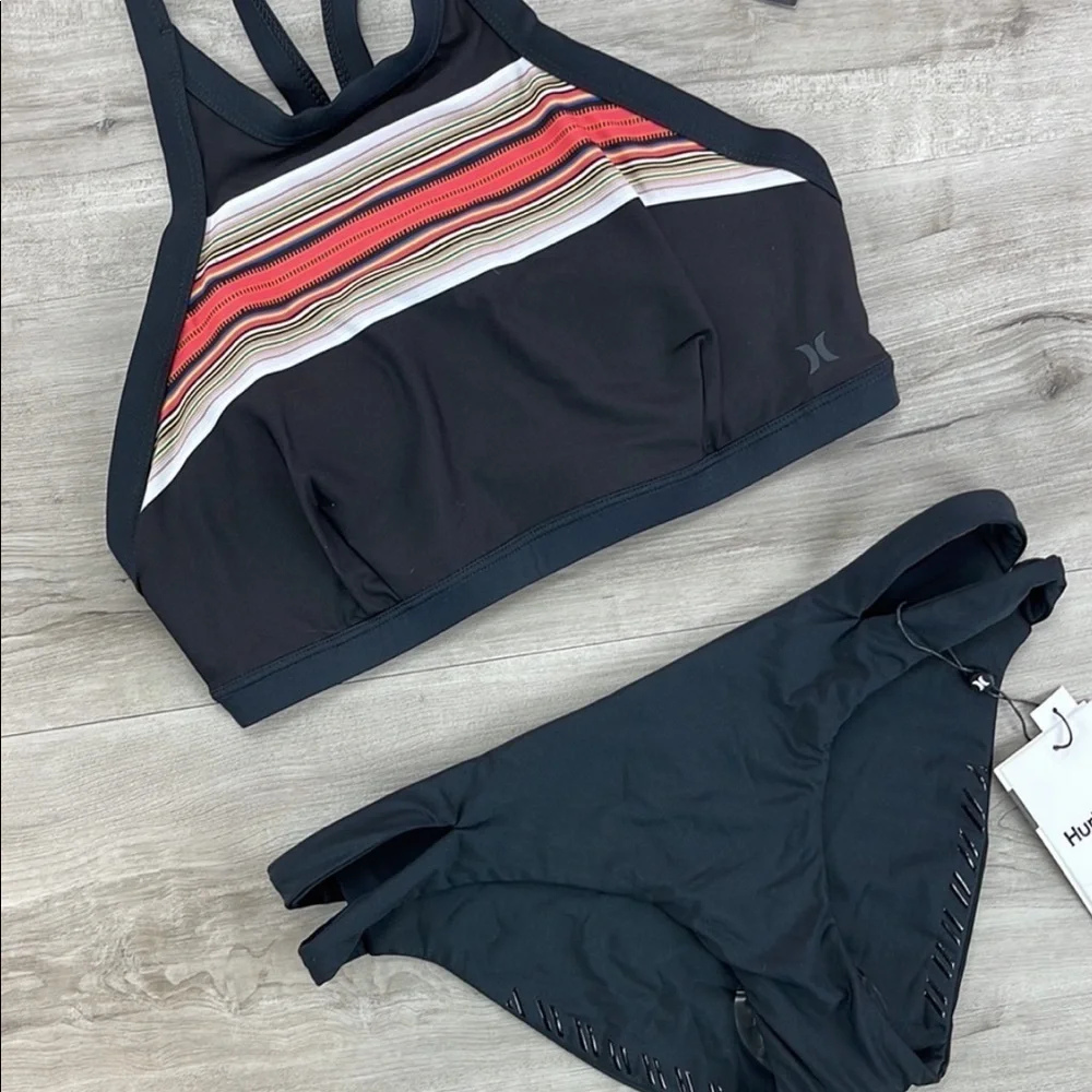 ☀️HURLEY☀️ PEND ACAD HIGH NECK Q/D BIKINI SET
